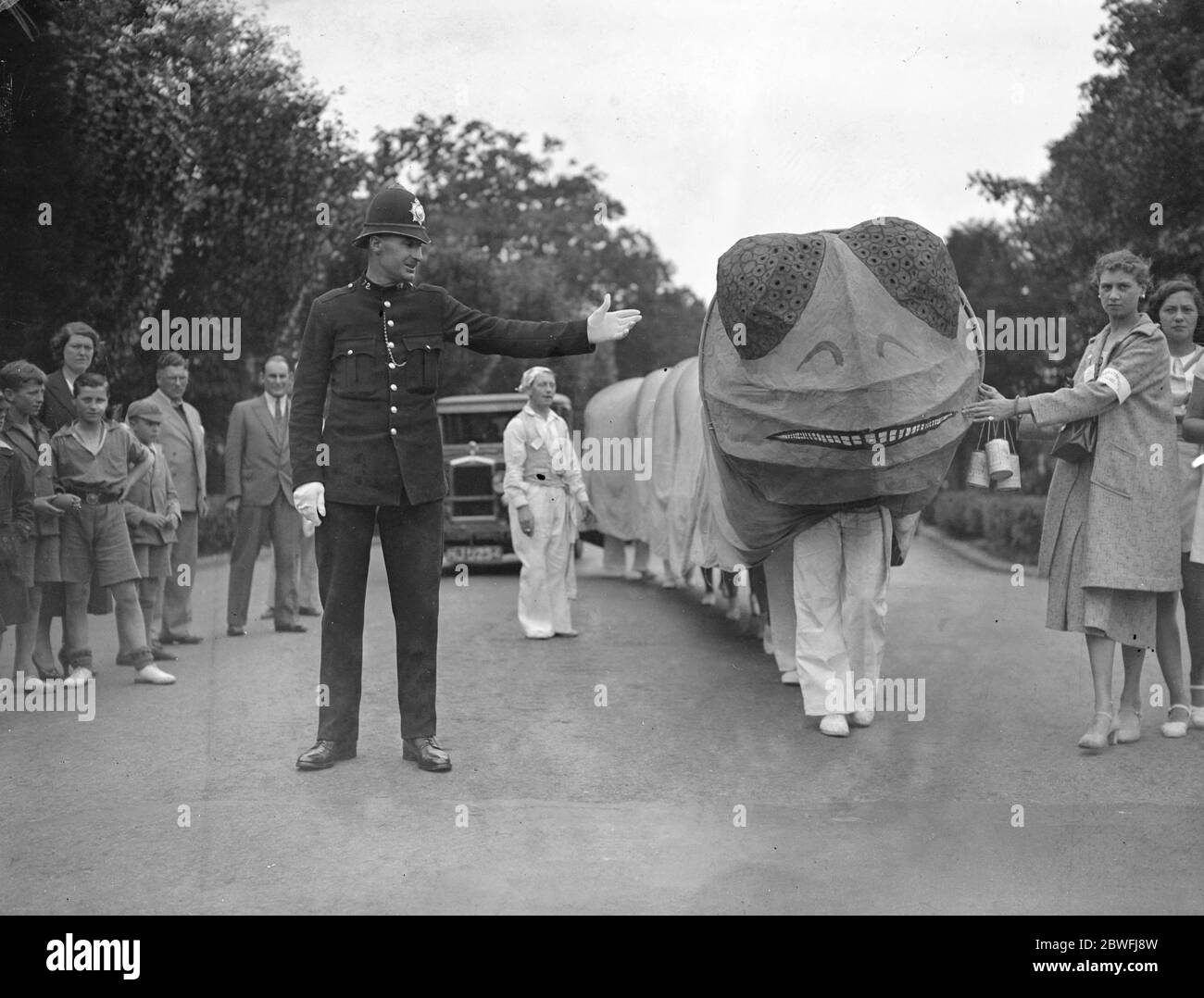 Southend-on-Sea Karneval. Einige groteske Figuren in der Prozession. 1936 Stockfoto