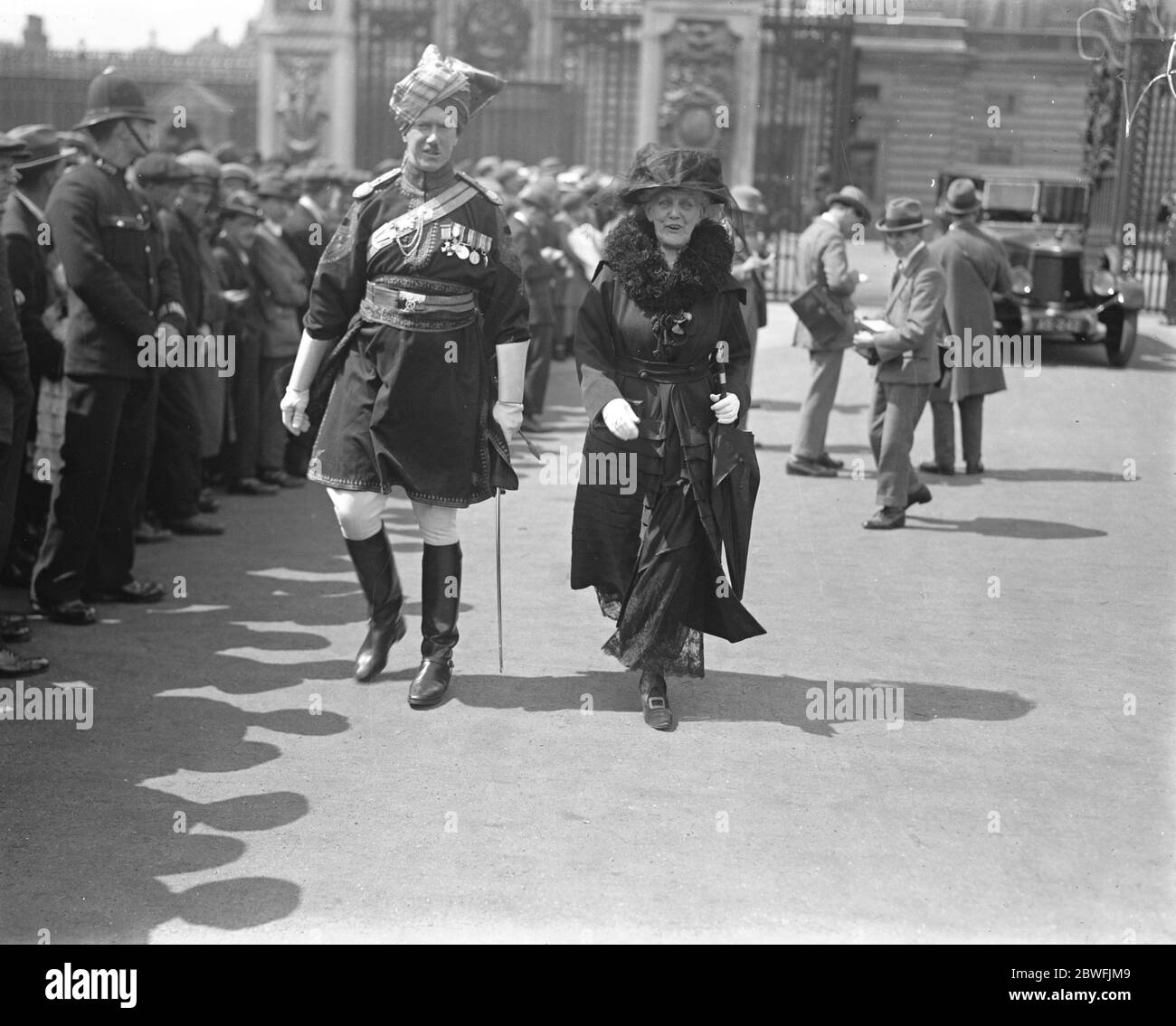 Investitur am Buckingham Palace . Major Boyle, DSO, Indian Army. 10 Juli 1922 Stockfoto