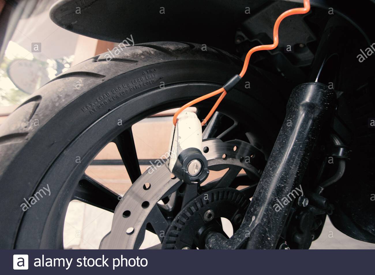 Motorcycle Tyre Stockfotos Und Bilder Kaufen Seite 2 Alamy