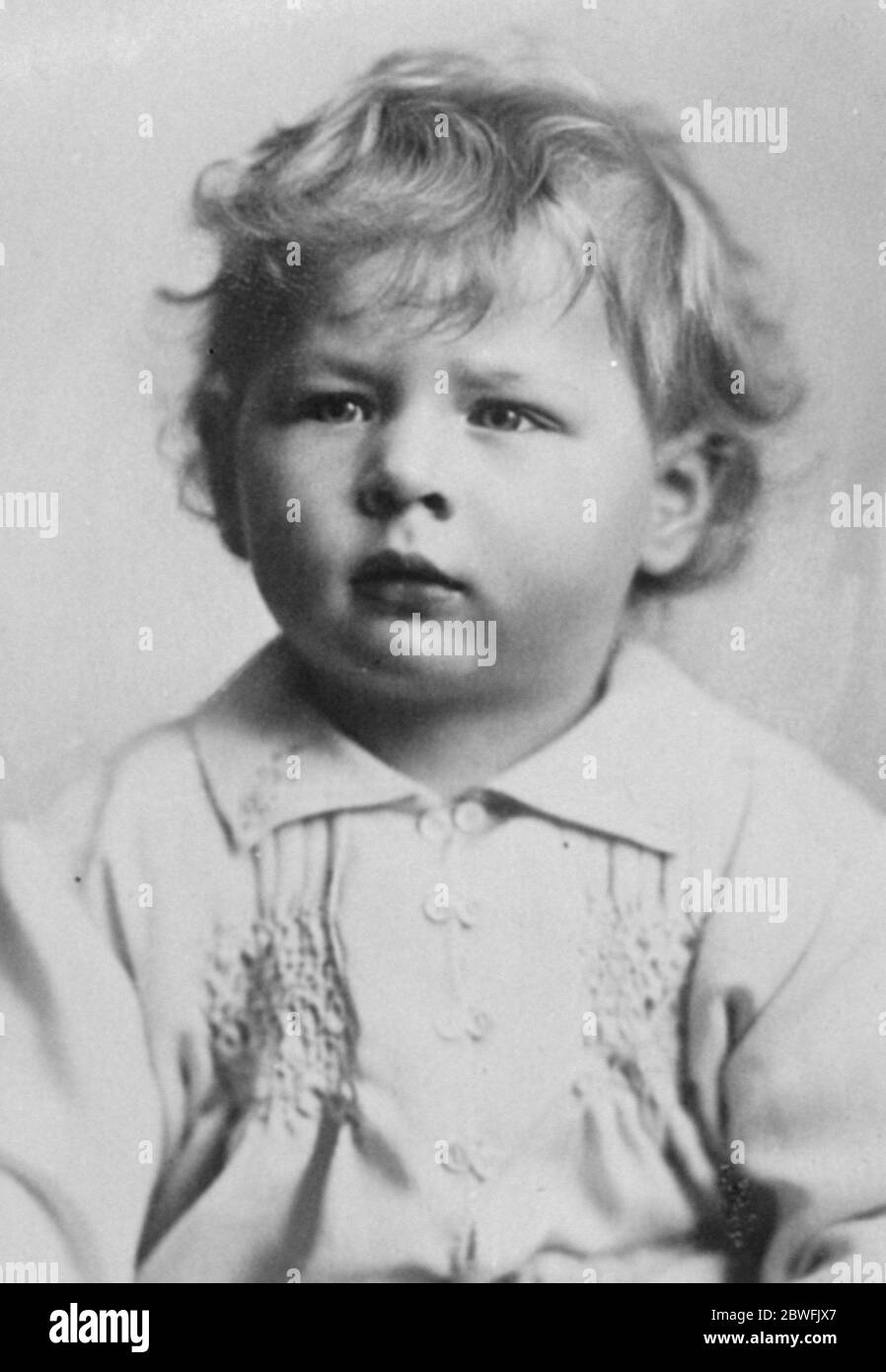 Rumäniens zukünftiger König kleine Prinzessin Michael der Säuglingssohn der Kronprinzessin und Enkel des Königs und der Königin von Rumänien 21. April 1923 Stockfoto