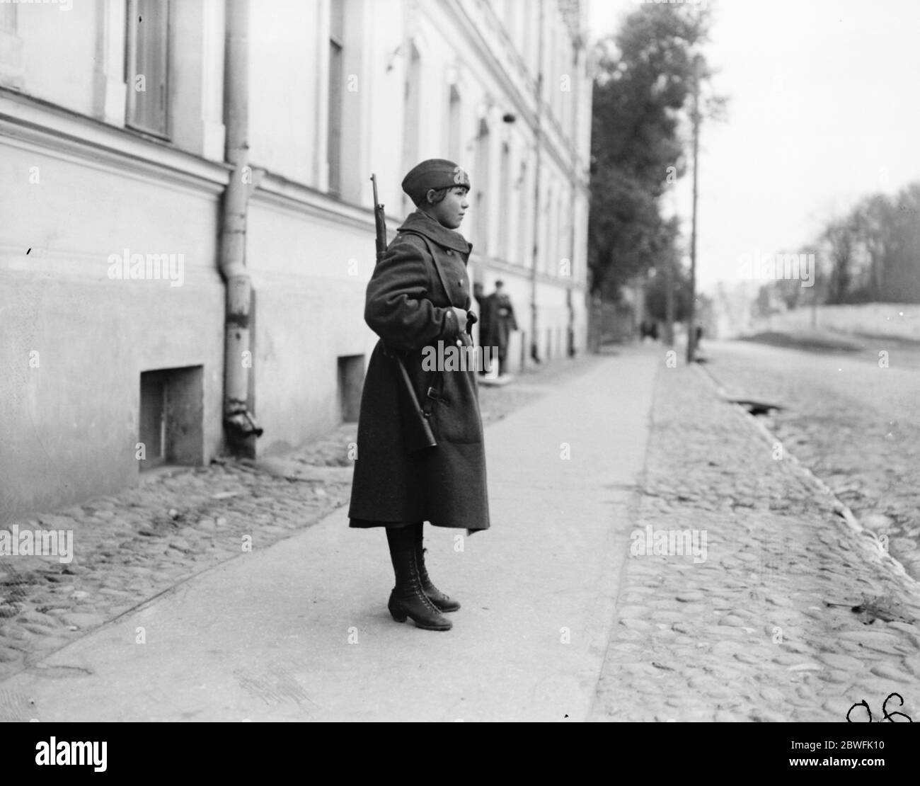 Vilna, Litauen. Frauen Soldaten im Dienst in Vilna . 24. Oktober 1921 Stockfoto