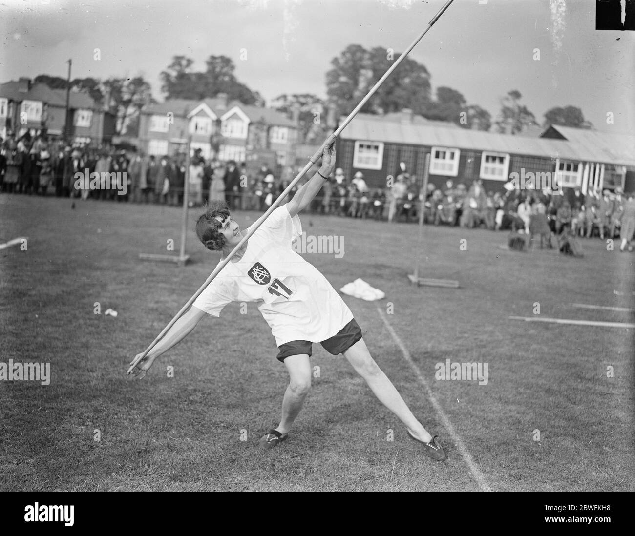WAAA Championships in Bromley. Miss Elliott Lynn , Gewinner des Speerwurfs . Bis 18. August 1923 Stockfoto