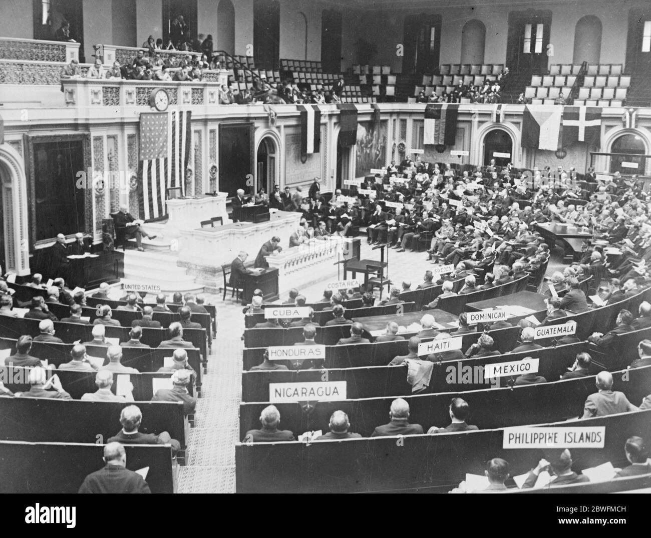 Interparlamentarische Konferenz eröffnet Washington genommen im Senat , zeigt die Eröffnung der interparlamentarischen Konferenz in Washington 9 Oktober 1925 Stockfoto
