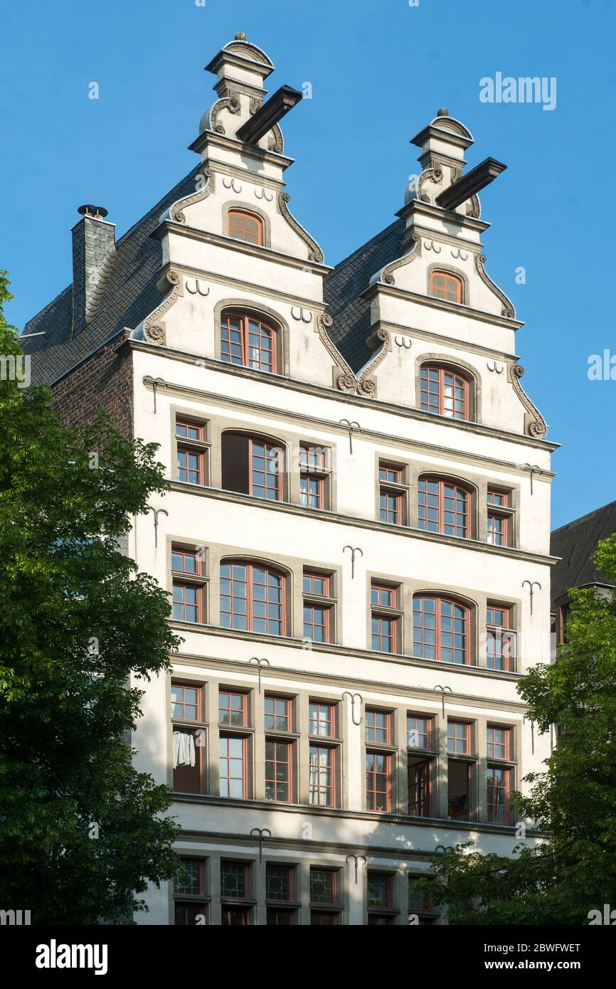 Köln, Altstadt-Nord, Alter Markt, das Gaffel Haus ist das älteste Gebäude am Alten Markt. Ursly 1213 erwahnt und seit 1580 in seiner heutigen Bau Stockfoto