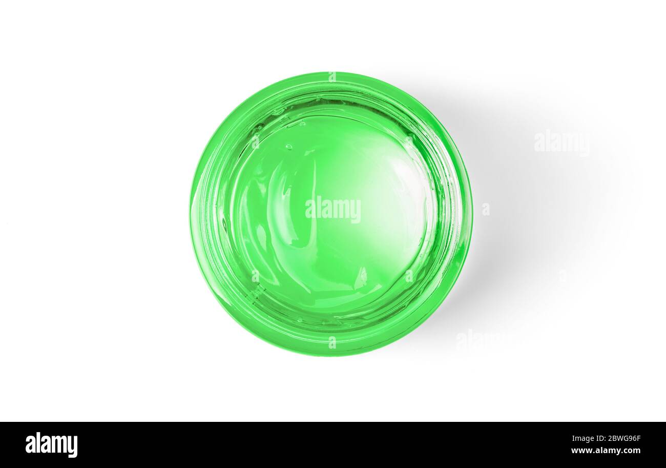 Glas mit grünem Körper Creme auf weißem Hintergrund Draufsicht. Mit Clipping-Pfad Stockfoto