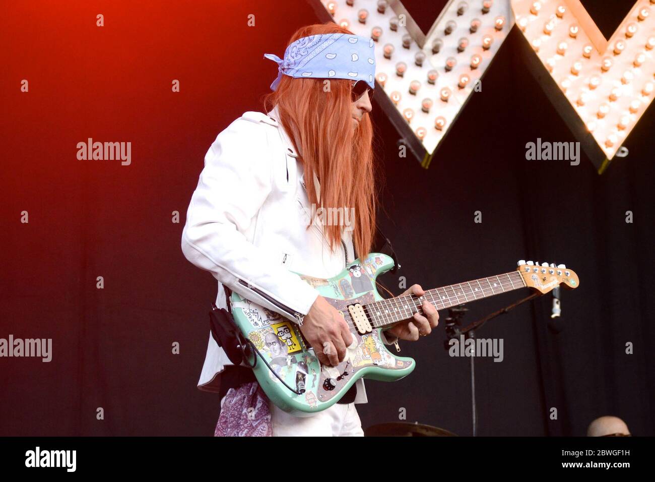 25. Juni 2017, Pasadena, Kalifornien, USA: Rivers Cuomo of Weezer tritt während des Arroyo Seco Weekend am 25. Juni 2017 auf dem Brookside Golfplatz in Pasadena, Kalifornien, auf. (Bild: © Billy Bennight/ZUMA Wire) Stockfoto