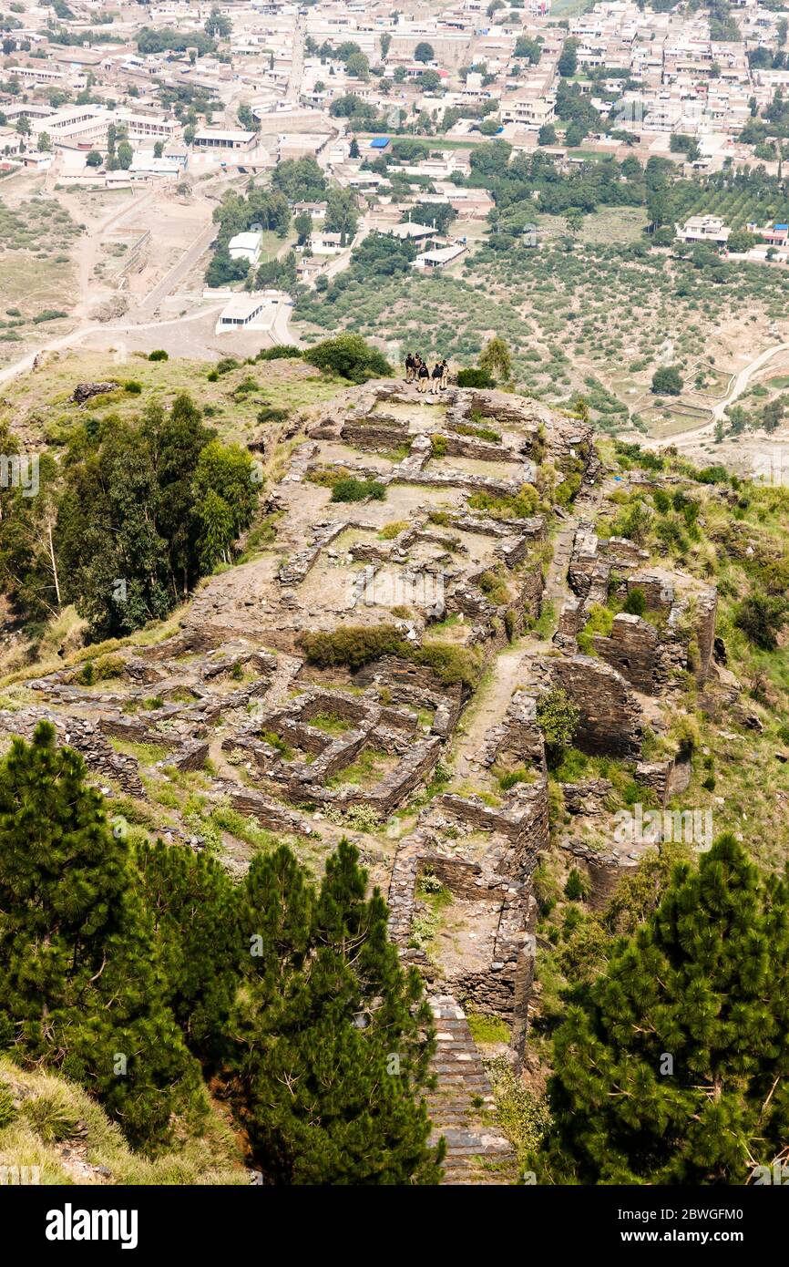 Alte Festung Raja-Gera, Raja-Geera, auf versteckten Hügel, und Blick auf Swat Tal, Swat, Khyber Pakhtunkhwa Provinz, Pakistan, Südasien, Asien Stockfoto