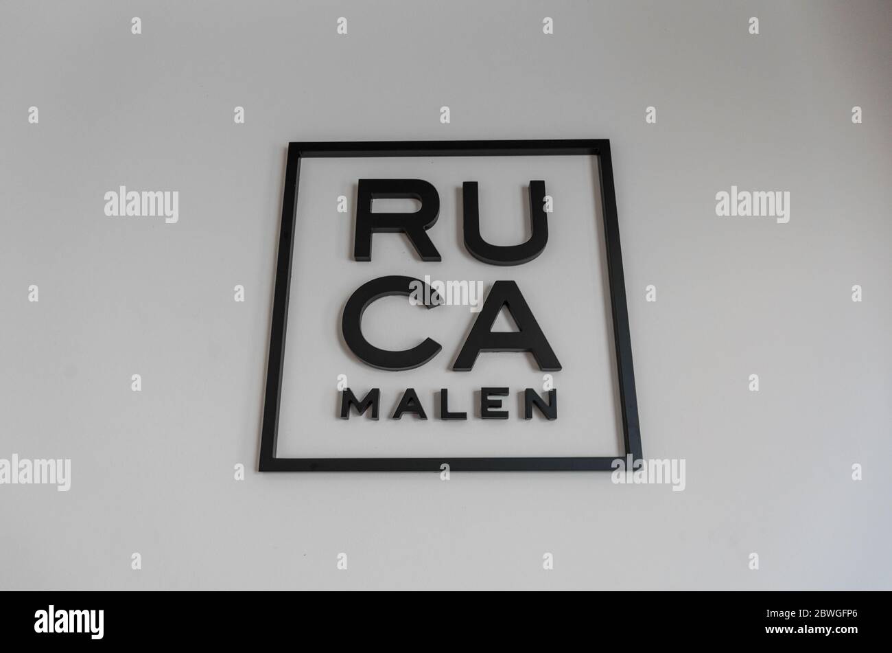 Mendoza, Argentinien - 26. Januar 2019: Logo der Weinkellerei Ruca Malen Stockfoto