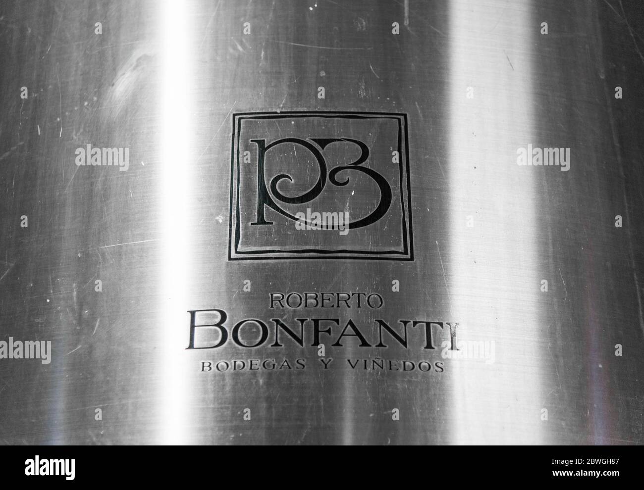 Mendoza, Argentinien - 26. Januar 2019: Logo der Weinkellerei Roberto Bonfanti Stockfoto