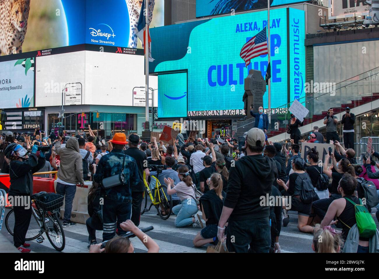 Proteste von Black Life Matter in NYC während der COVID-19 Pandemie im Mai 2020. Stockfoto