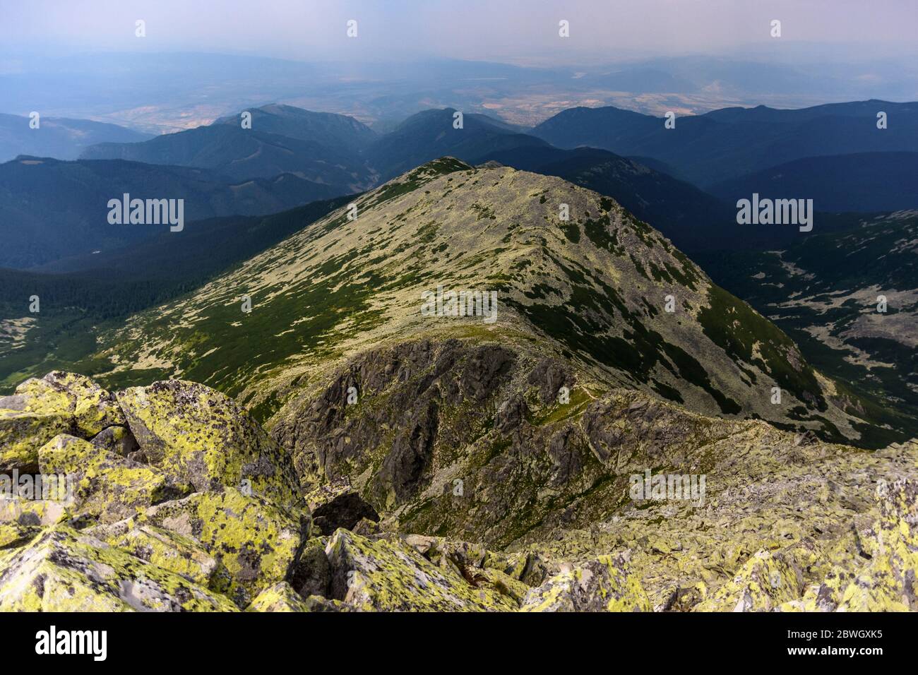 Panoramablick vom Berg Retezat Peak, Rumänien Stockfoto
