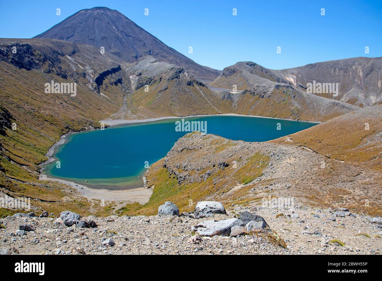 Oberer Tama See und Mt Ngauruhoe Stockfoto