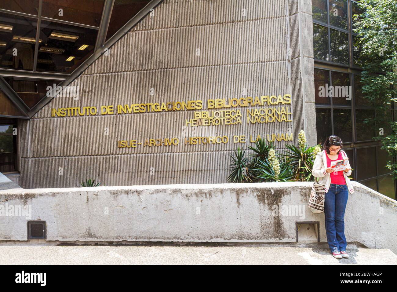 Mexico City, DF México, Federal District, Distrito Federal, Ciudad Universitaria, UNAM, Studenten aus Spanien, Mexikanisch, 120618081 Stockfoto