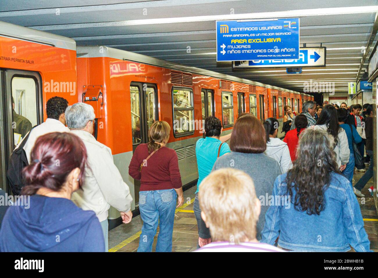 Mexiko-Stadt, DF Mexiko, Bundesdistrikt, Distrito Federal, Zona Rosa, Mexiko-Stadt, U-Bahn-Station, Zocalo Station, Linie 2, mexikanisches Hispanic Mex120619028 Stockfoto