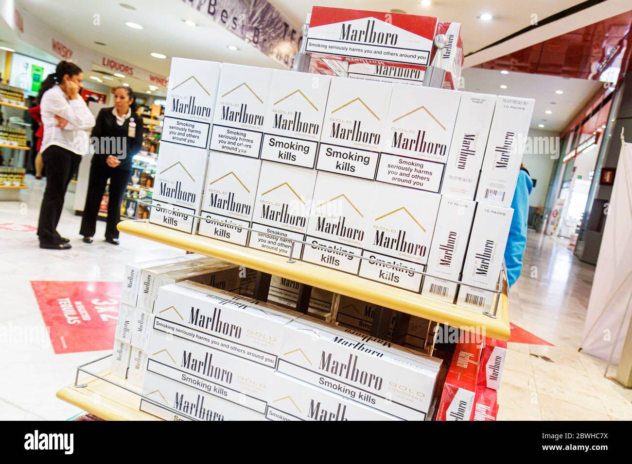 Mexico City, DF México, Federal District, Distrito Federal, Benito Juarez International Airport, MEX, Gate, Duty Free, Shopping Shopper Shopper shoppen Shops ma Stockfoto