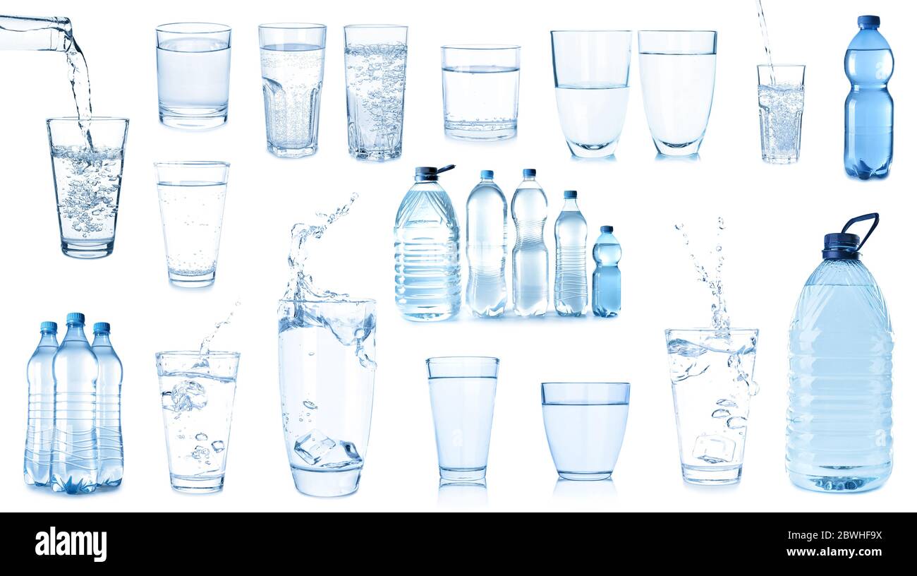 Collage mit frischem Wasser in Gläsern und Flaschen auf weißem Hintergrund Stockfoto