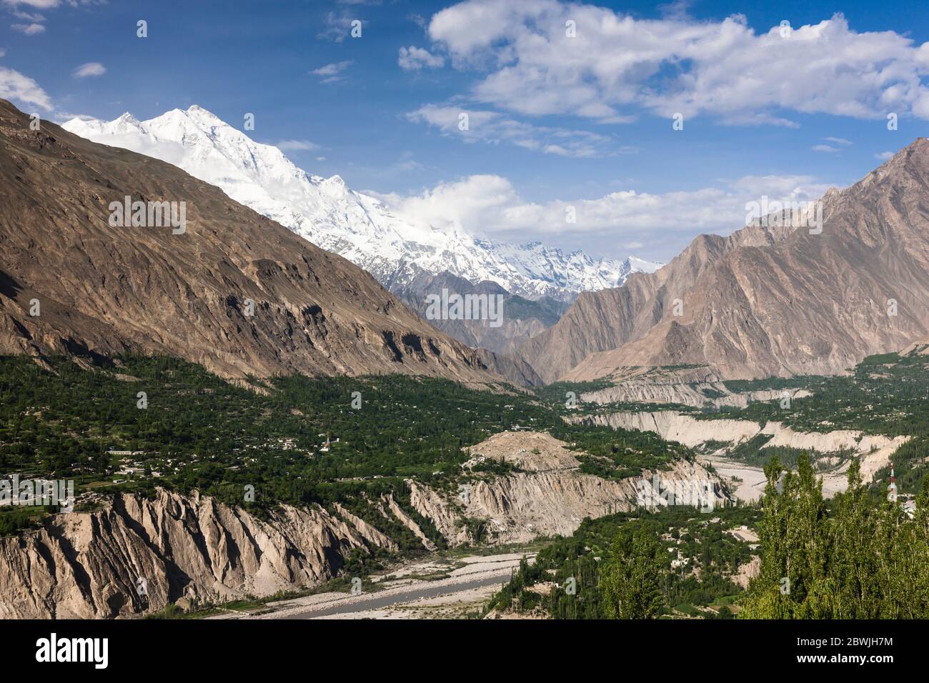 Hunza Tal und Rakaposhi Berg, Hunza, Karimabad, Hunza Nagar, Gilgit-Baltistan Provinz, Pakistan, Südasien, Asien Stockfoto