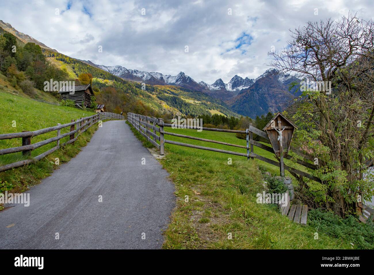 Herbst im Kaunertal mit Kaunergrat, Österreich, Tirol, Naturpark Kaunergrat Stockfoto