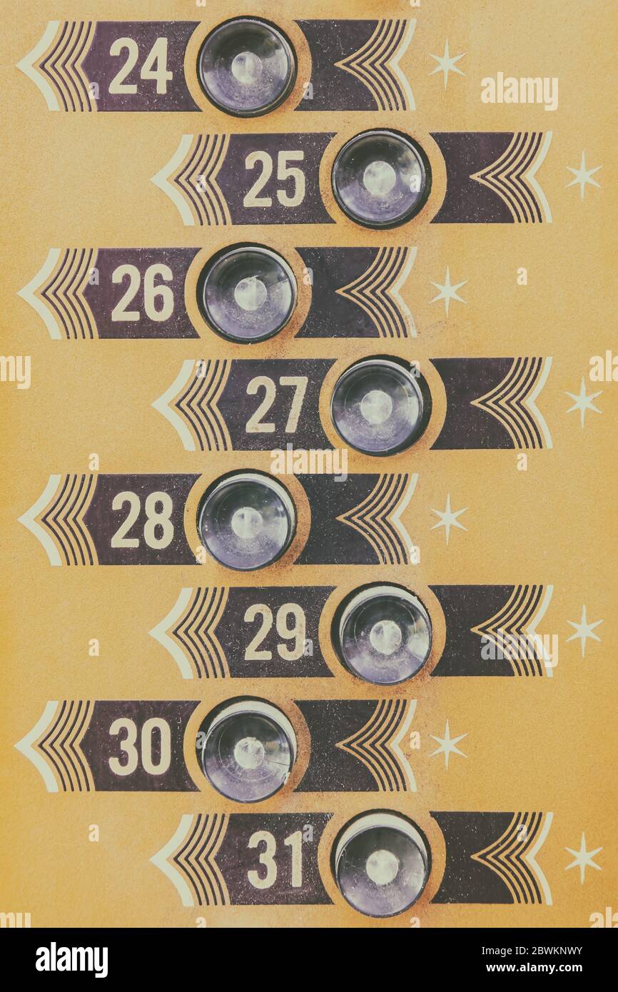 Retro-Stil Bild von Tasten mit Song-Nummern auf einer Vintage-Jukebox Stockfoto