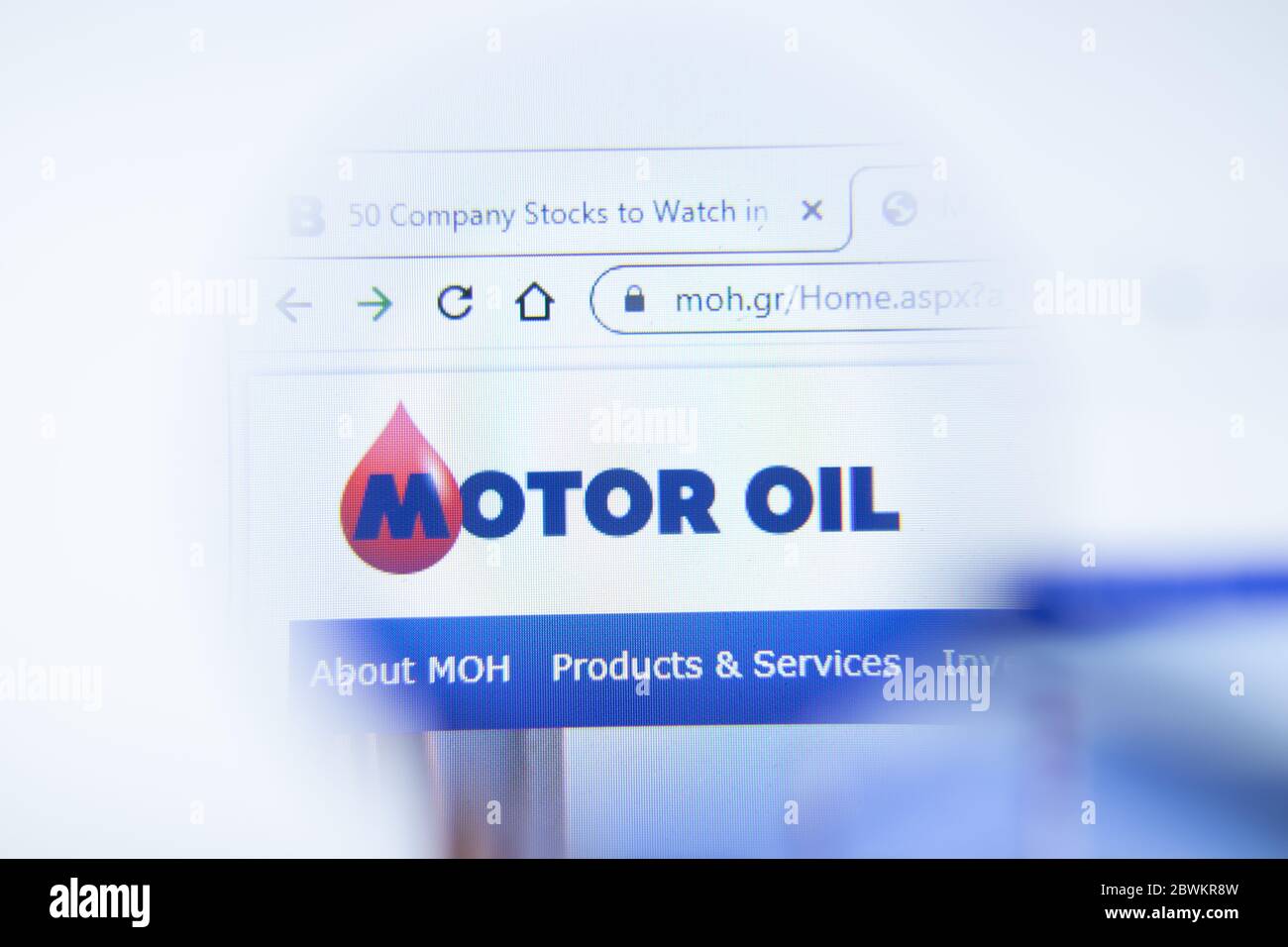 Moskau, Russland - 1. Juni 2020: moh.gr Webseite. Motor Oil Hellas Logo auf Display-Bildschirm, illustrative Editorial. Stockfoto