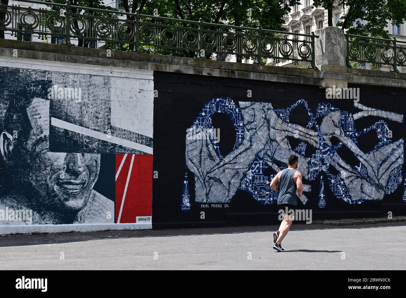 Wien, Österreich. Freizeitsport auf dem Donaukanal Stockfoto