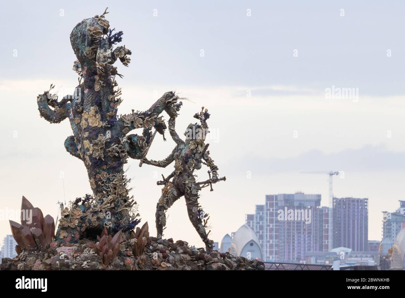 Damien Hurst Skulptur von Hydra und Kali an der Küste der Greenwich Peninsula, London Stockfoto