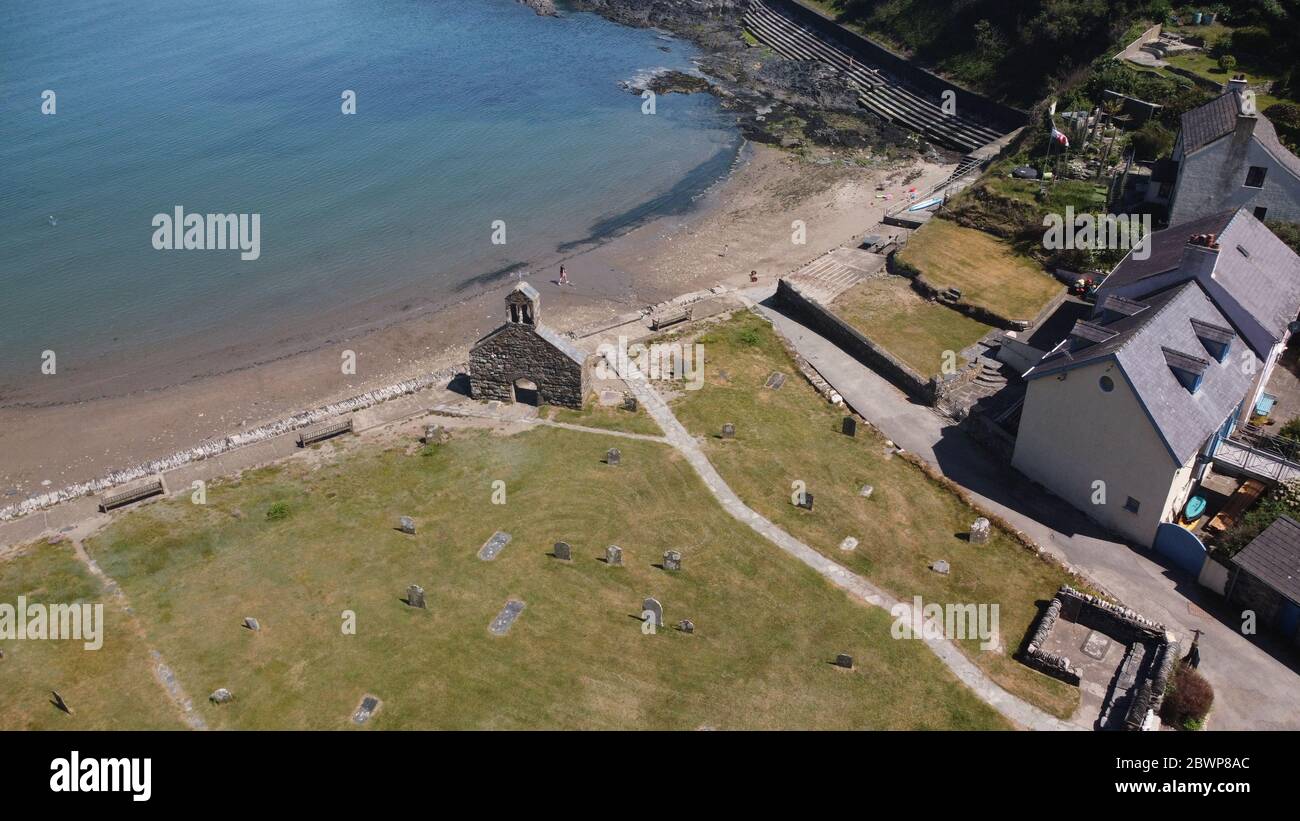 Luftaufnahme von Cwm-yr-Eglwys, Pembrokeshire Wales UK Stockfoto