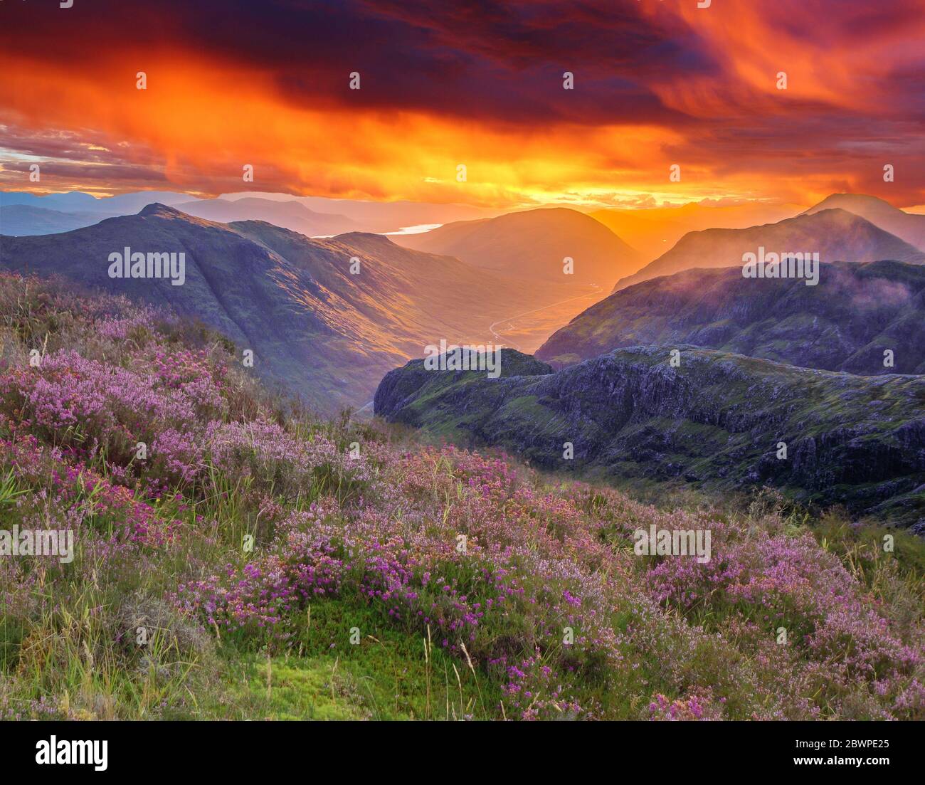 sonnenaufgang in glencoe, Hochland, Schottland, Großbritannien. Stockfoto