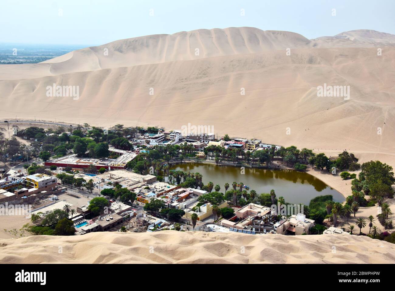 Blick auf Huacachina, Peru Stockfoto