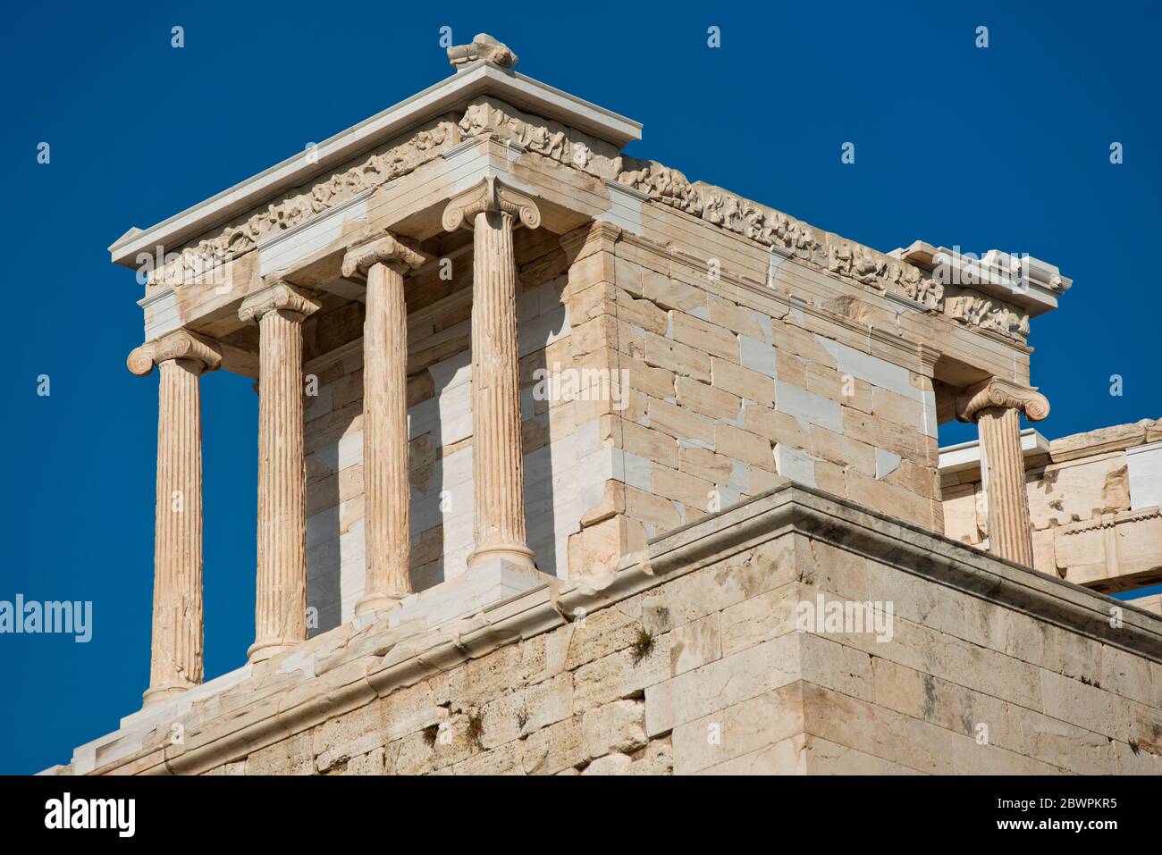 Tempel von Athena Nike. Akropolis von Athen, Griechenland Stockfoto