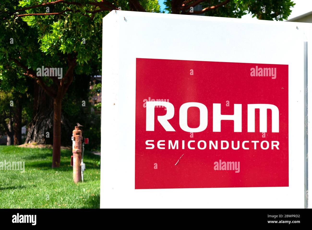 ROHM Semiconductor Schild am Silicon Valley Hauptsitz. ROHM Semiconductor ist ein japanischer Hersteller von Elektronikteilen mit Sitz in Kyoto - Santa Clara, C Stockfoto