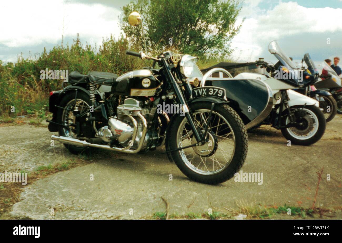 Ariel Square Four Motorrad und Garrard S90 Sidecar 1953-1958 Stockfoto