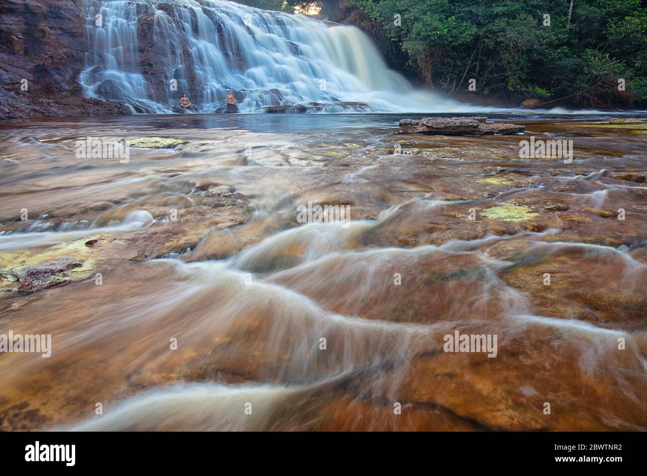 Sonnenuntergang am Iracema Wasserfall, Presidente Figueiredo, Amazonasgebiet, Brasilien Stockfoto