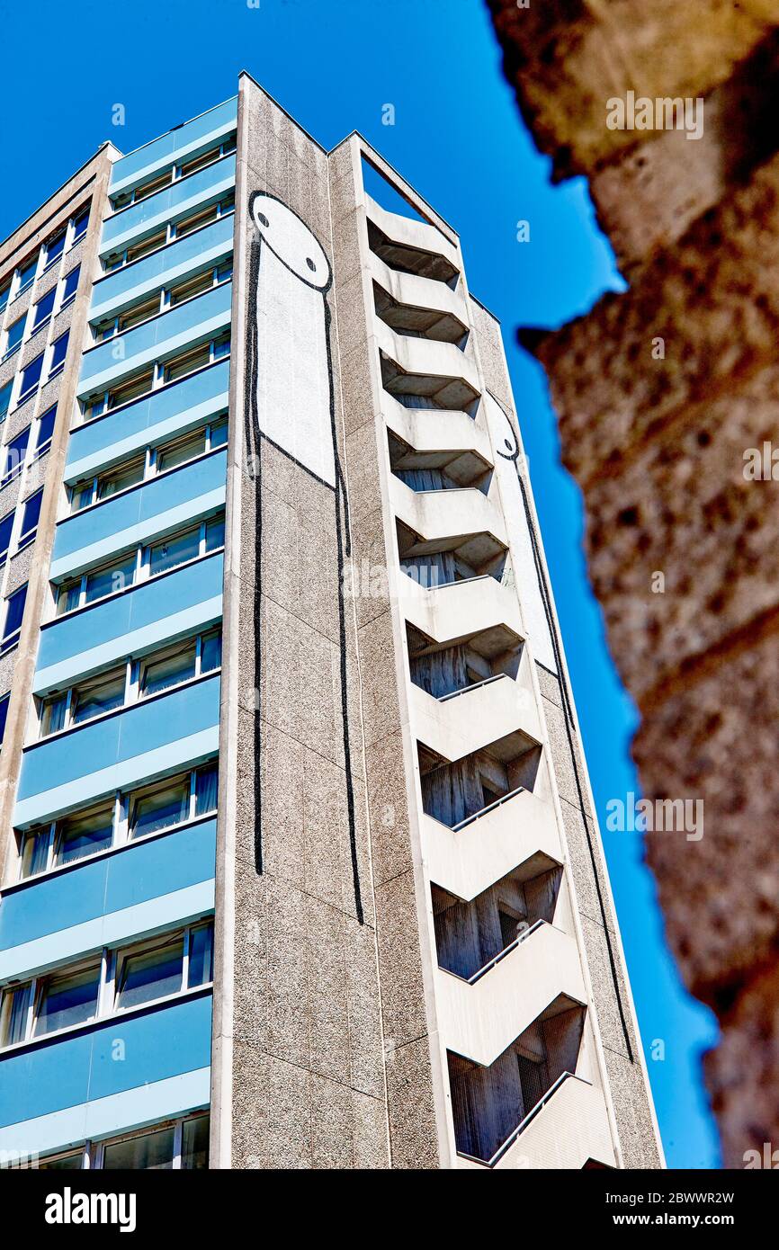 Wall Mural von Stik auf der Nelson Street in Bristol, England Stockfoto