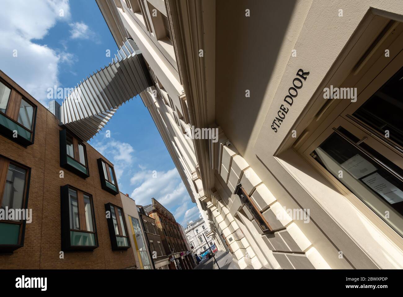 Floral Street Bridge / Bridge of Aspiration, Covent Garden, London, Großbritannien Stockfoto