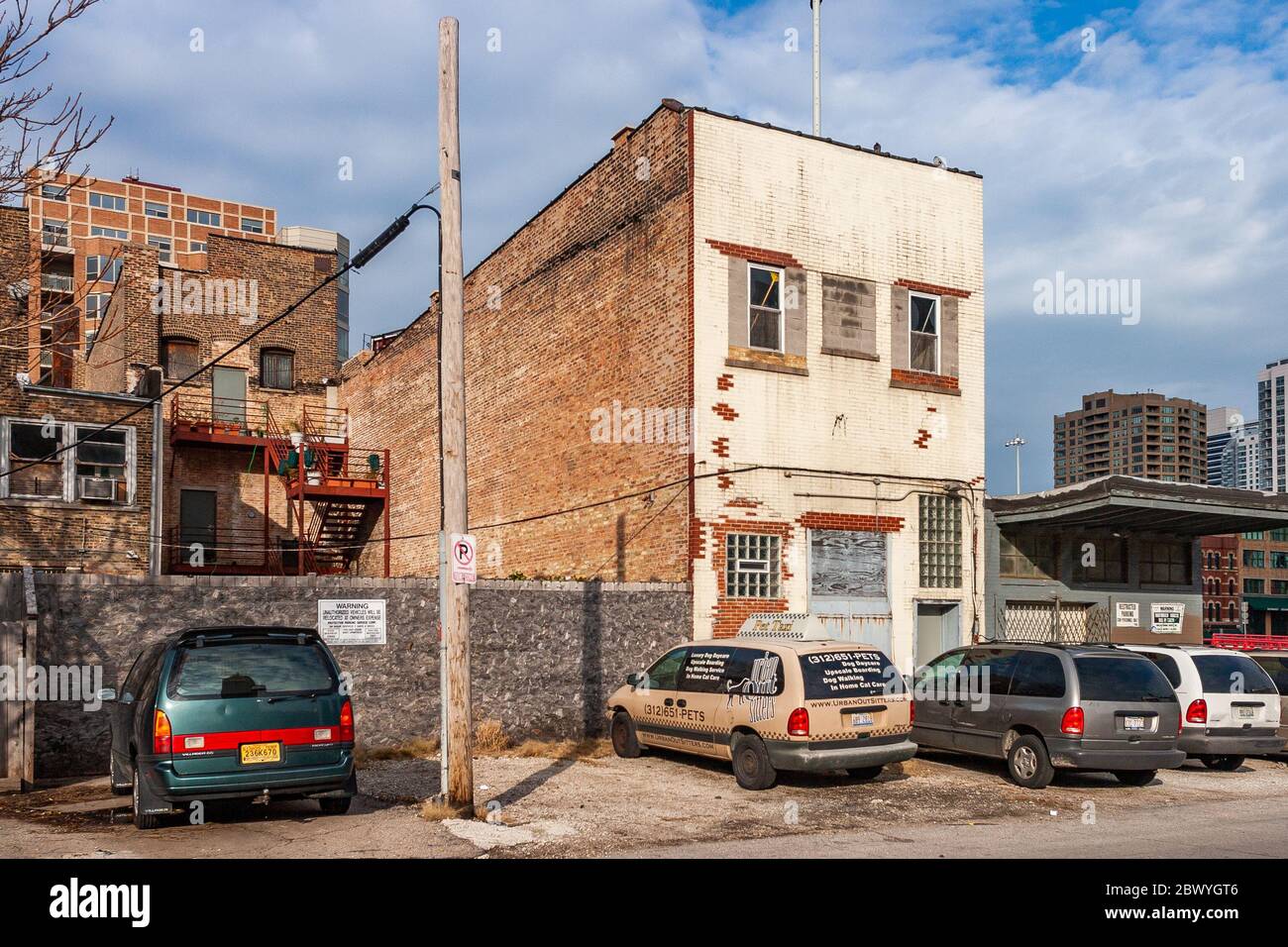 Kleines Industriegebäude im Stadtteil Greektown Stockfoto