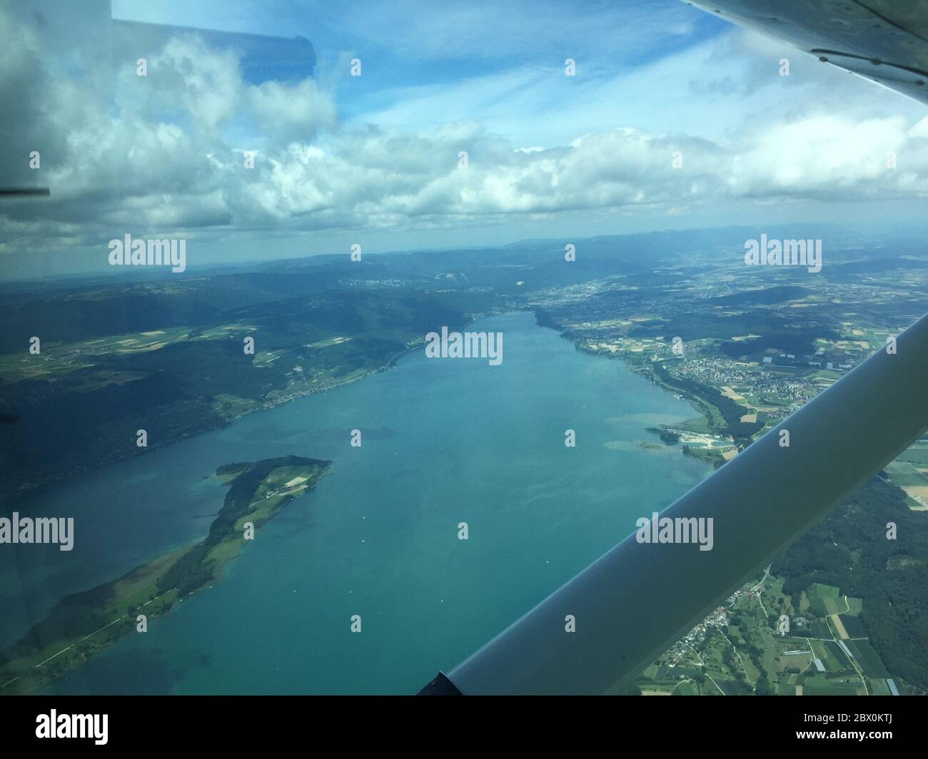 Schweiz-Rundflug in einem kleinen Flugzeug Stockfoto