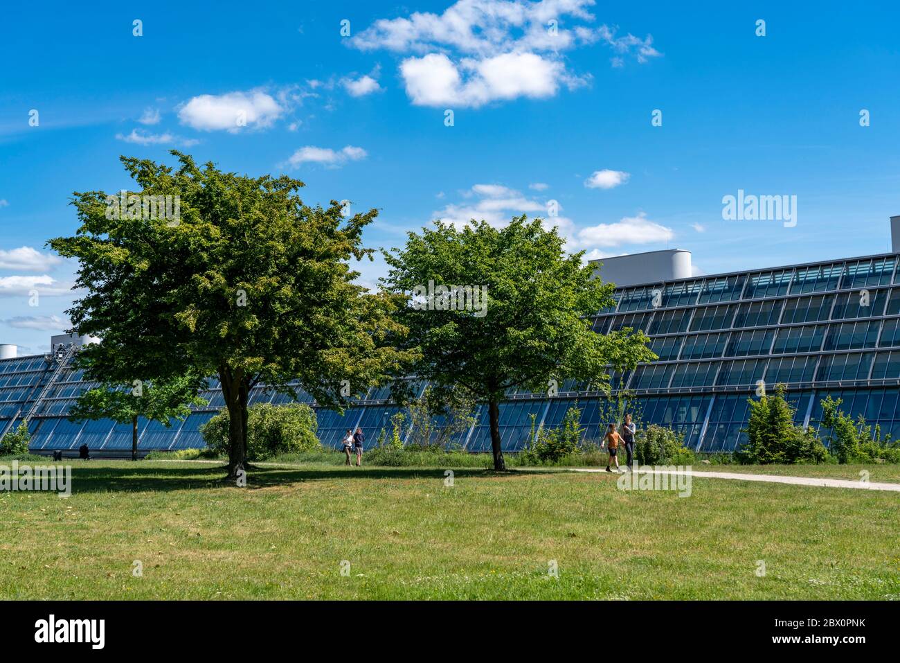 IBA-Projekt Wissenschaftspark Rheinelbe, 300 Meter lange Glashalle, Gelsenkirchen Stockfoto