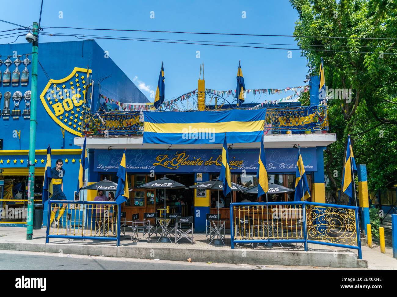Restaurant neben dem berühmten Boca Juniors Fußballstadion, La Boca, Buenos Aires, Argentinien - 22. Januar 2019 Stockfoto