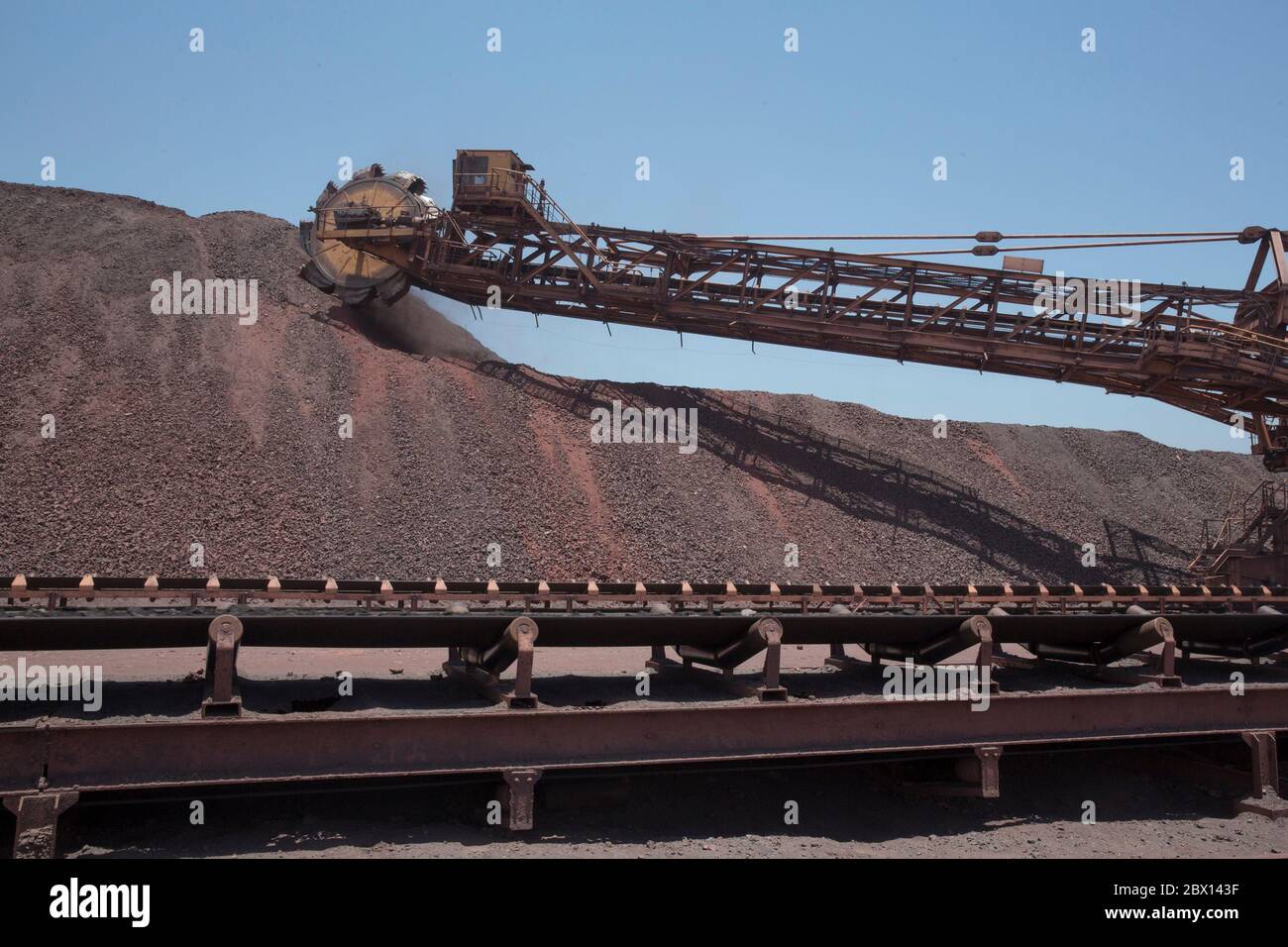 SNIM (NATIONALES BERGBAU- UND INDUSTRIEUNTERNEHMEN) IN MAURETANIEN Stockfoto