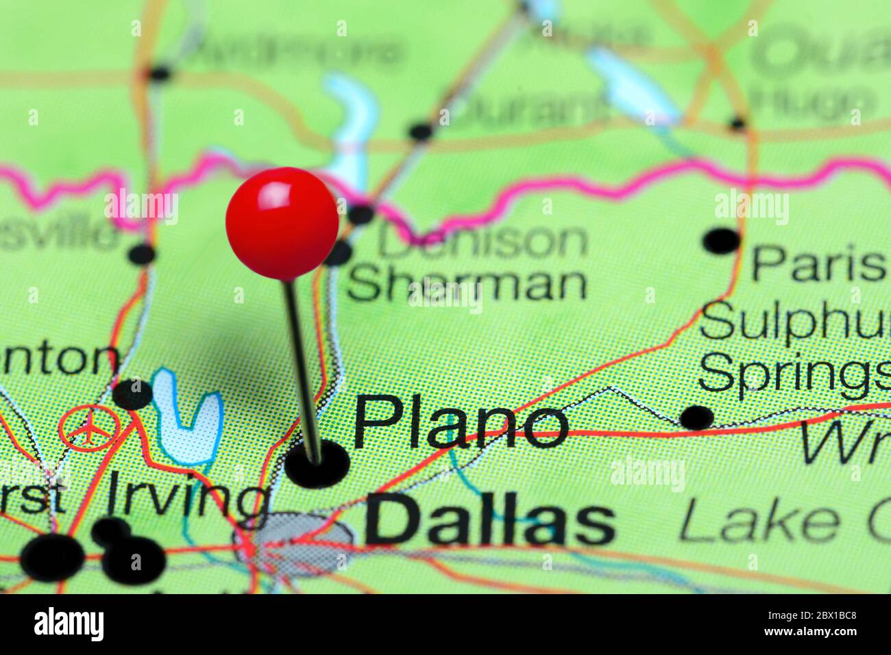 Plano auf einer Karte von Texas, USA Stockfoto