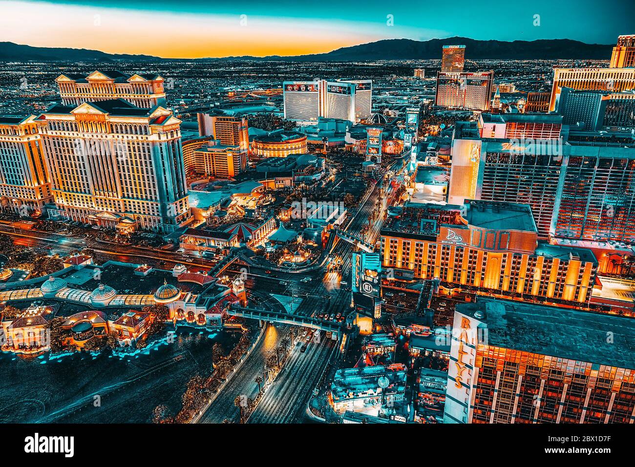 Las Vegas, Nevada, USA - 17. September 2018: die Hauptstraße von Las Vegas - ist der Streifen in den Abend wird. Stockfoto
