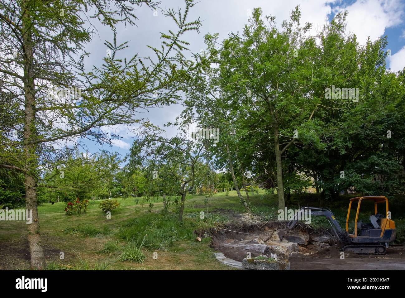 Große Landschaftsveränderungen an der Auffahrt der Hütte in Nidderdale. 01/06/20 Stockfoto