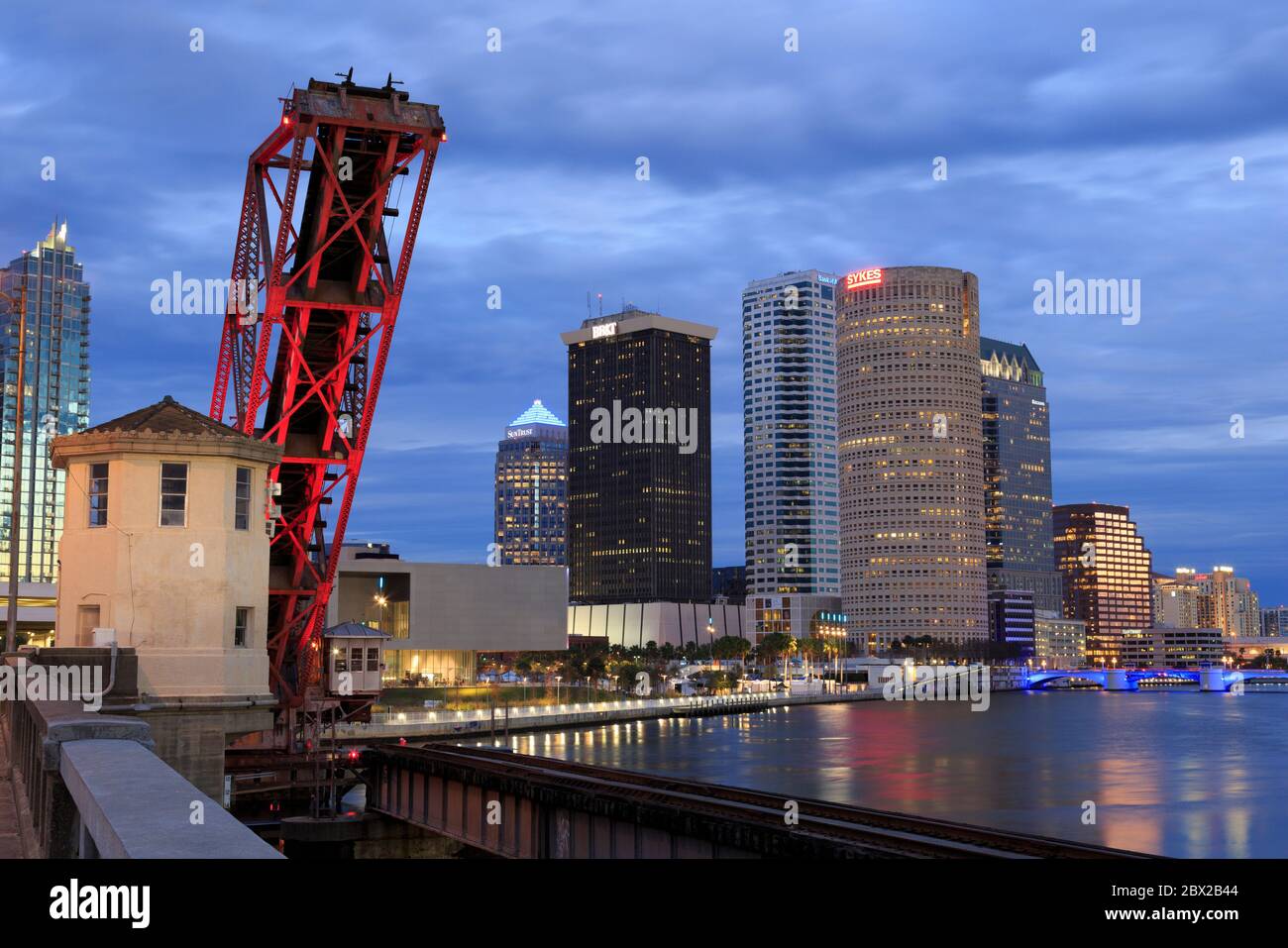 Cass Street & CSX Brücken über den Hillsborough River, Tampa, Florida, USA, Nordamerika Stockfoto