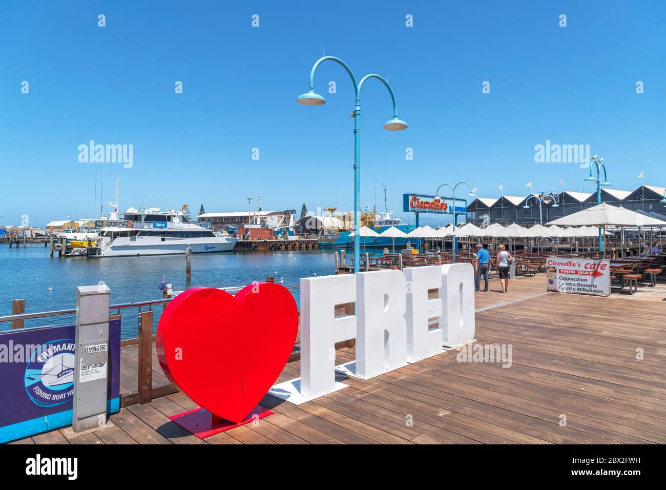 „Heart“-Schild von Freo auf Fremantle Jetty, Fishing Boat Harbour, Fremantle, Western Australia, Australien Stockfoto