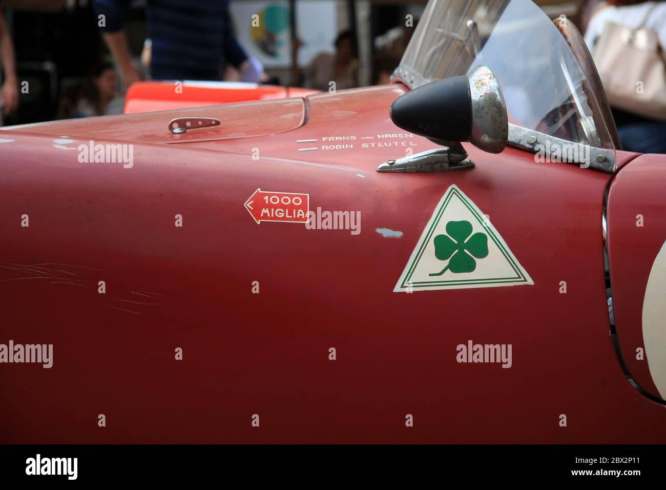 Brescia/Italien - 17. Mai 2017: Alfa Romeo Oldtimer in Brescia zum Start des Mille Miglia Rennens Stockfoto