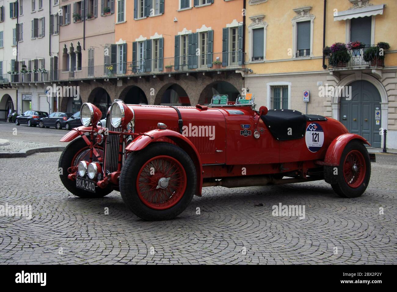 Brescia/Italien - 17. Mai 2017: Alfa Romeo Oldtimer in Brescia zum Start des Mille Miglia Rennens Stockfoto