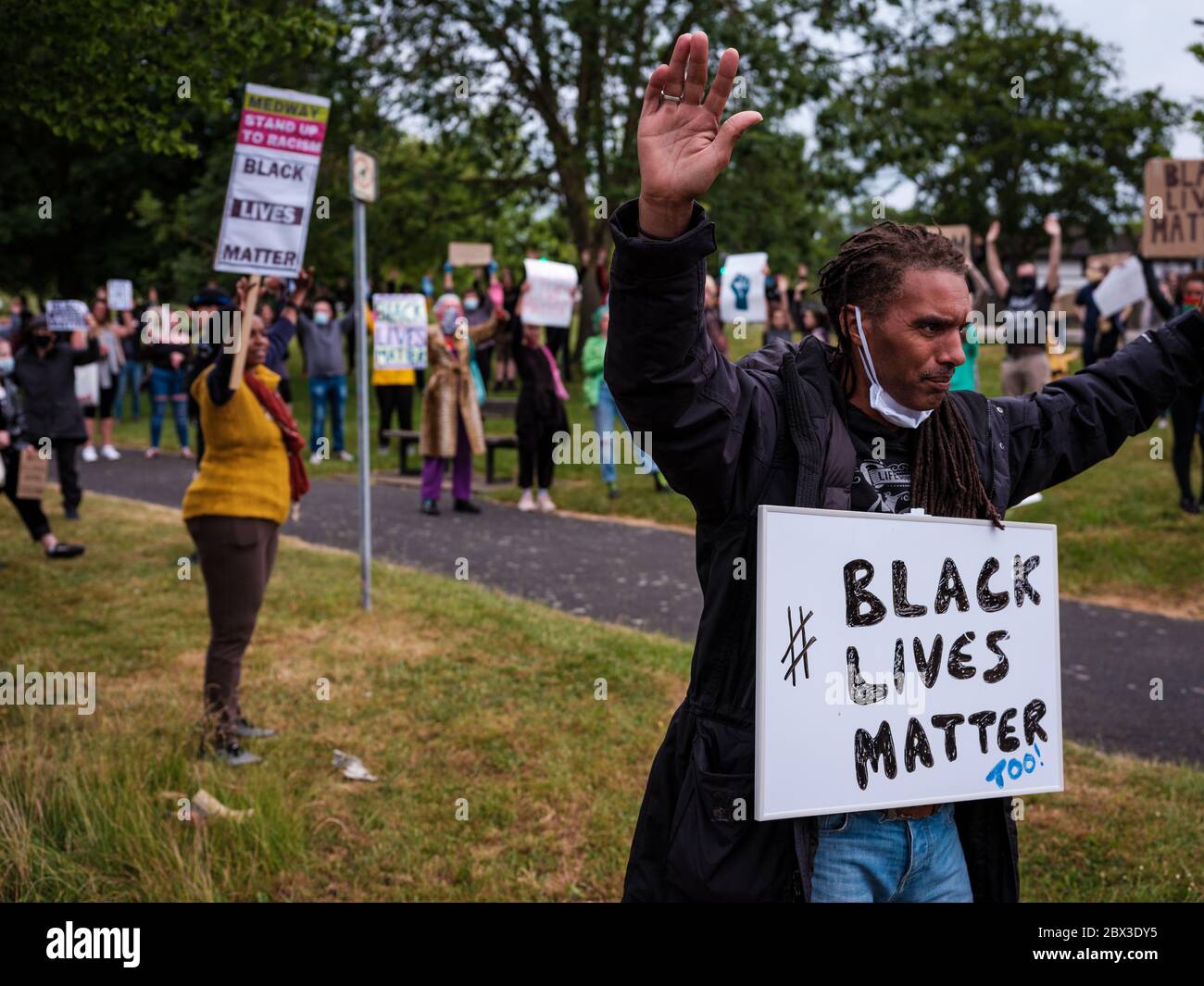 Juni 2020. Rochester, Kent. Vereinigtes Königreich. Unterstützer der Gruppe Black Lives Matter nehmen an einem friedlichen Protest in Rochester, Kent, Teil. Stockfoto