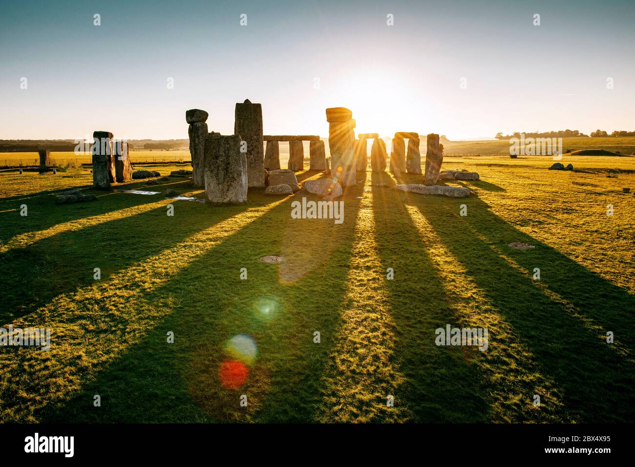 Sonnenaufgang über Stonehenge Stockfoto
