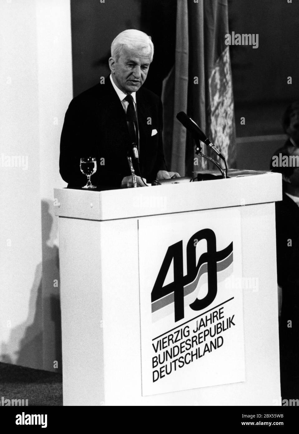 Richard v. Weizsaecker, Politiker, Deutschland, CDU, Referat: 40 Jahre Bundesrepublik Deutschland Stockfoto